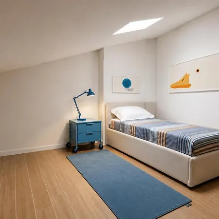 公寓 Baia Flaminia Attico Con Terrazzo